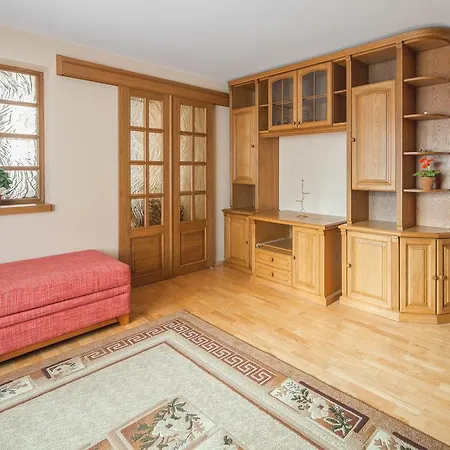 Апартаменты Three-bedroom On 54 Praspiekt Masherava *