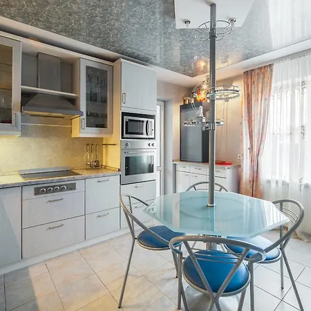 Three-bedroom On 54 Praspiekt Masherava Апартаменты Минск